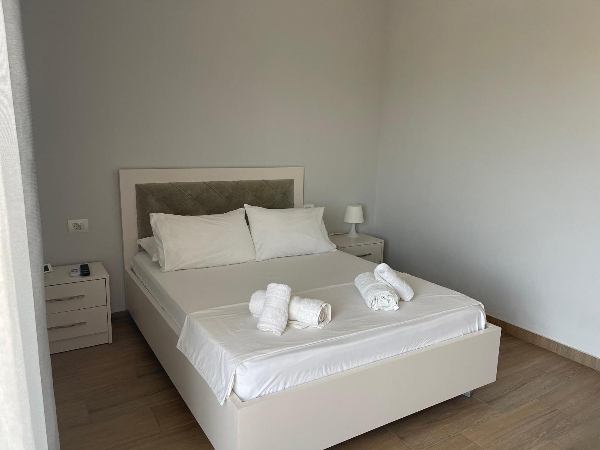Hotel Almando